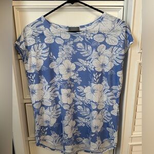 Blue Floral Print Women's Top size Large NWOT